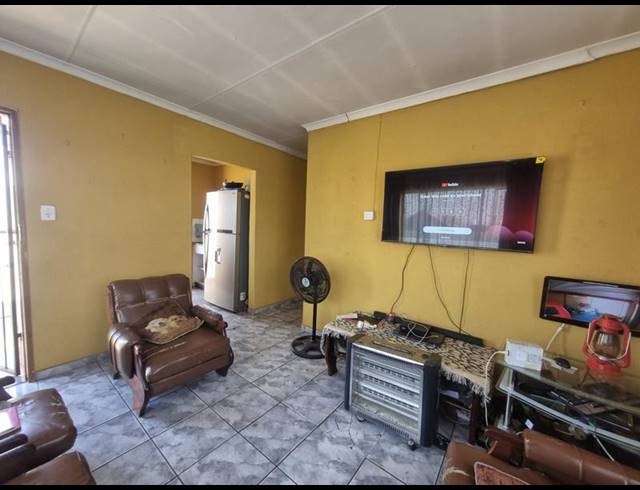 3 BEDROOM HOUSE FOR SALE IN NATURENA